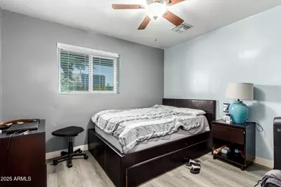 3801 W Wilshire Drive, Phoenix, AZ 85009 - Photo 17