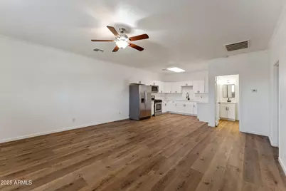 524 W 11th Street #2, Casa Grande, AZ 85122 - Photo 9