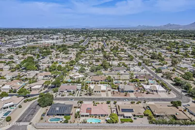 7407 E Turquoise Avenue, Scottsdale, AZ 85258 - Photo 11