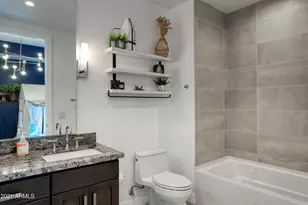 6166 N Scottsdale Rd, Paradise Valley, AZ 85253 - Photo 15