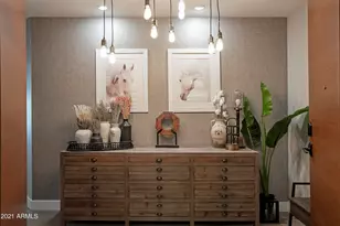 6166 N Scottsdale Rd, Paradise Valley, AZ 85253 - Photo 17