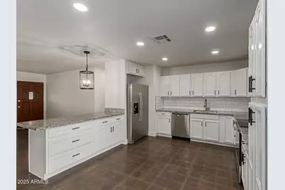 5732 N 63rd Drive, Glendale, AZ 85301 - Photo 9