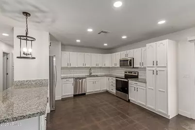 5732 N 63rd Drive, Glendale, AZ 85301 - Photo 11