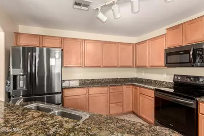 22235 W Hadley Street, Buckeye, AZ 85326 - Photo 7