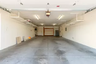 2070 E Manhatton Dr, Tempe, AZ 85282 - Photo 35