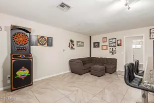 2070 E Manhatton Dr, Tempe, AZ 85282 - Photo 29