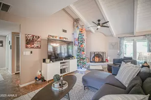 702 E Coral Gables Dr, Phoenix, AZ 85022 - Photo 9