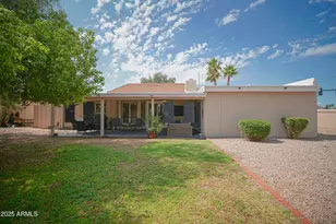 702 E Coral Gables Dr, Phoenix, AZ 85022 - Photo 35