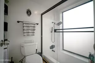 702 E Coral Gables Dr, Phoenix, AZ 85022 - Photo 11