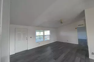 977 N Saddleback Dr, Tombstone, AZ 85638 - Photo 9