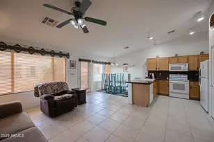 3431 E Torrey Pines Ln, Chandler, AZ 85249 - Photo 5