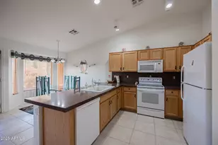 3431 E Torrey Pines Ln, Chandler, AZ 85249 - Photo 7