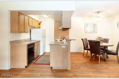 5740 N 59th Avenue #1B, Glendale, AZ 85301 - Photo 3
