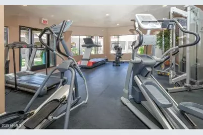 5740 N 59th Avenue #1B, Glendale, AZ 85301 - Photo 5