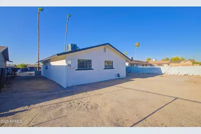 1129 E South Mountain Avenue, Phoenix, AZ 85042 - Photo 27