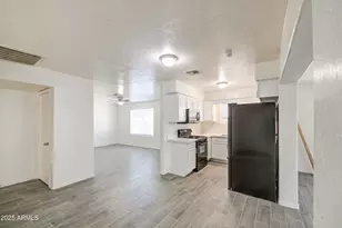 1129 E South Mountain Ave, Phoenix, AZ 85042 - Photo 7