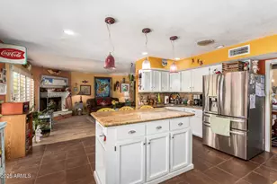 5411 E Acoma Dr, Scottsdale, AZ 85254 - Photo 15