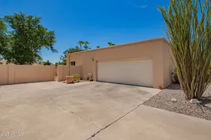 5411 E Acoma Dr, Scottsdale, AZ 85254 - Photo 33