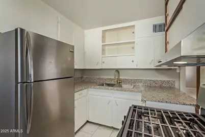 2917 W Diana Avenue, Phoenix, AZ 85051 - Photo 7