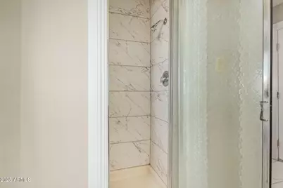 2917 W Diana Avenue, Phoenix, AZ 85051 - Photo 13