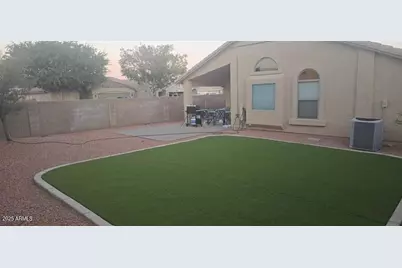 762 E Leslie Avenue, San Tan Valley, AZ 85140 - Photo 9