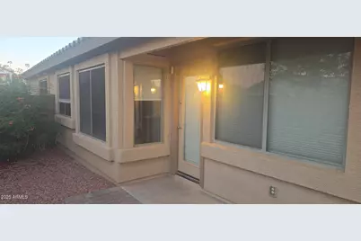 762 E Leslie Avenue, San Tan Valley, AZ 85140 - Photo 11