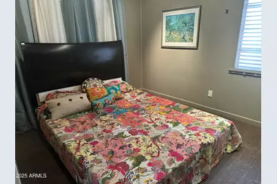 215 E Lexington Avenue, Phoenix, AZ 85012 - Photo 13