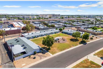 10612 W Oakmont Drive, Sun City, AZ 85351 - Photo 33