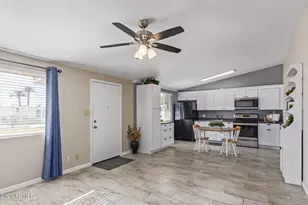 10612 W Oakmont Dr, Sun City, AZ 85351 - Photo 7