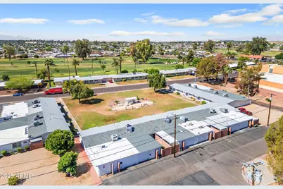 10612 W Oakmont Drive, Sun City, AZ 85351 - Photo 3