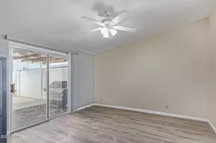 10612 W Oakmont Dr, Sun City, AZ 85351 - Photo 13