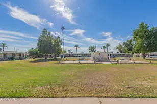 10612 W Oakmont Dr, Sun City, AZ 85351 - Photo 5