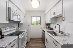 7430 E Chaparral Rd, Scottsdale, AZ 85250 - Photo 9