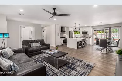 8714 E Plaza Avenue, Scottsdale, AZ 85250 - Photo 1