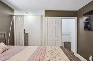 8046 E Oak St, Scottsdale, AZ 85257 - Photo 9