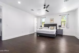 8325 E Wethersfield Rd, Scottsdale, AZ 85260 - Photo 13