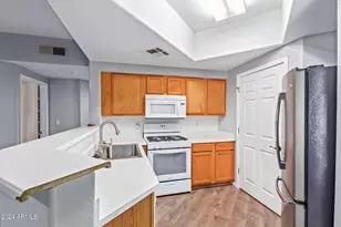 10030 W Indian School Rd, Phoenix, AZ 85037 - Photo 11