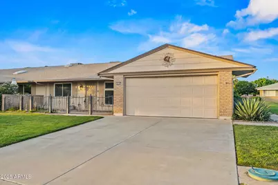 10114 W Royal Oak Road, Sun City, AZ 85351 - Photo 1