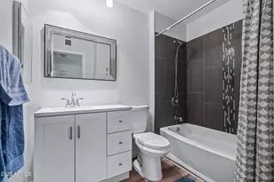 10114 W Royal Oak Rd, Sun City, AZ 85351 - Photo 23