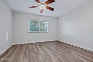 10114 W Royal Oak Rd, Sun City, AZ 85351 - Photo 25