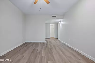 10114 W Royal Oak Road, Sun City, AZ 85351 - Photo 41