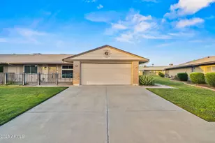 10114 W Royal Oak Rd, Sun City, AZ 85351 - Photo 37