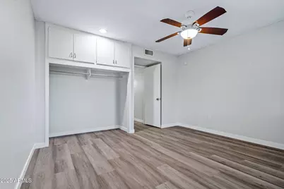 10114 W Royal Oak Road, Sun City, AZ 85351 - Photo 43