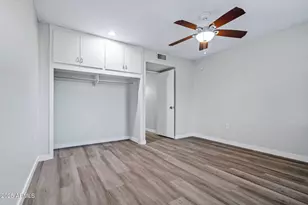 10114 W Royal Oak Rd, Sun City, AZ 85351 - Photo 43