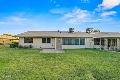 10114 W Royal Oak Road, Sun City, AZ 85351 - Photo 51