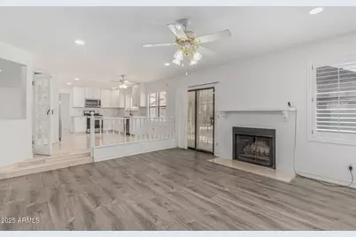 7813 W Dreyfus Drive, Peoria, AZ 85381 - Photo 11