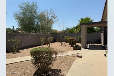 25697 W Nancy Lane, Buckeye, AZ 85326 - Photo 5