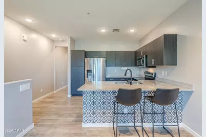 2271 E Hidalgo Avenue, Phoenix, AZ 85040 - Photo 3