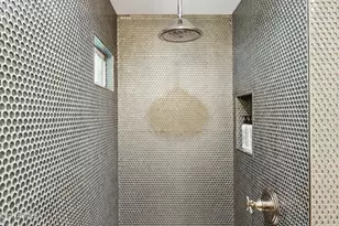 8626 E Clarendon Ave, Scottsdale, AZ 85251 - Photo 17