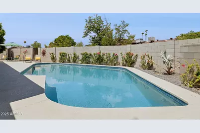 8626 E Clarendon Avenue, Scottsdale, AZ 85251 - Photo 43